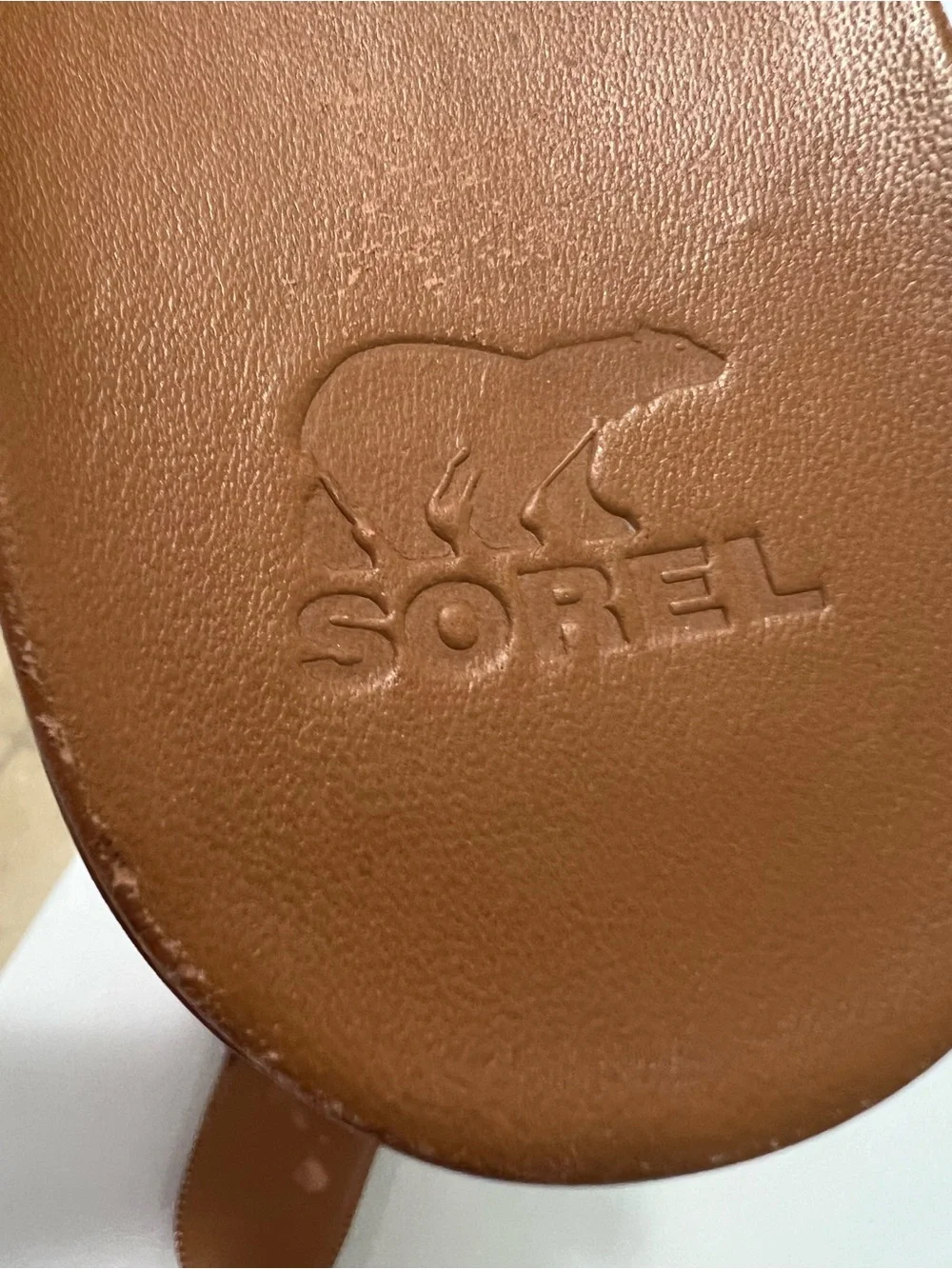 Sorel Womens  Brown Slide Sandals with Treaded Sole 7